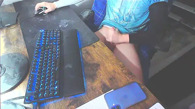 WouldLovetoFuckYou666 online show from January 2026 02:45:01 PM