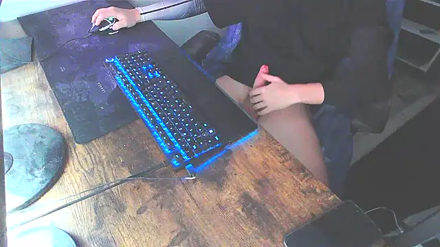 WouldLovetoFuckYou666 online show from December 2025 12:21:02 AM