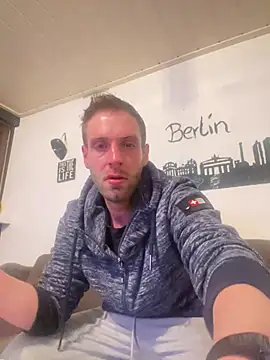 privat-official online show from February 2025 10:50:02 PM