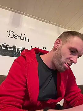 privat-official online show from December 2024 08:15:01 PM