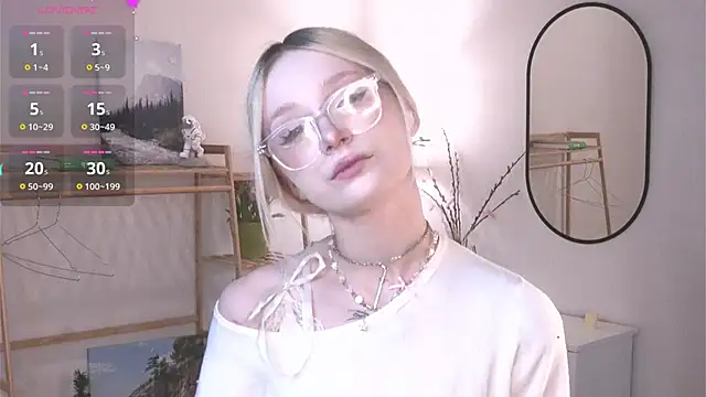 Naughty  Couplles online show from February 2026 03:09:02 AM