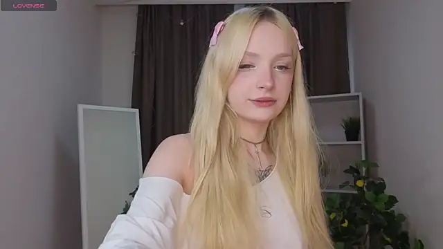 Naughty  Couplles online show from May 2026 03:06:01 AM