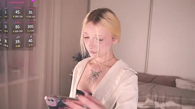 Naughty  Couplles online show from February 2026 04:07:02 PM