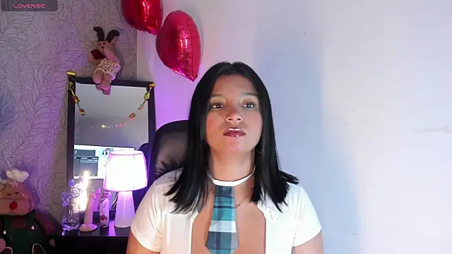 Snapshot of Candys_victoria chatting on February 2026 02:44:02 AM Candys victoria online show from February 2026 02:44:02 AM