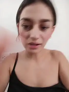 Ary-18 online show from October 2025 01:32:02 PM