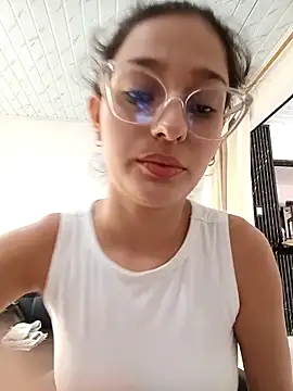 Ary-18 online show from November 2025 02:28:01 PM