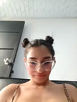 Ary-18 online show from October 2025 01:45:01 PM