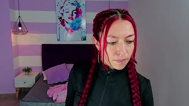 Scarlett  bell online show from April 2026 01:25:02 PM