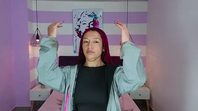 Scarlett  bell online show from April 2026 11:44:02 AM