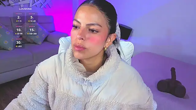 Eliie Ruizz online show from April 2026 03:46:02 AM