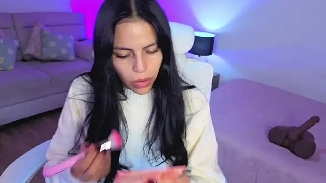 Eliie Ruizz online show from April 2026 04:08:01 AM