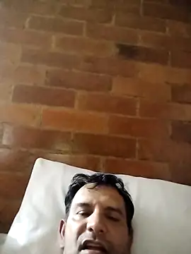 RogueTraveler online show from March 2026 04:19:02 AM