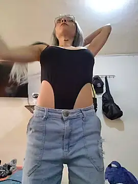 Dani pegin online show from November 2025 01:50:02 PM