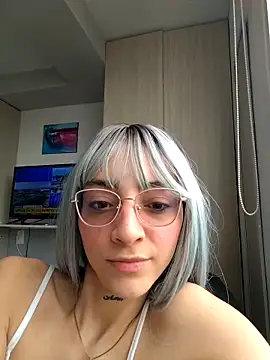 Snapshot of Dani_pegin chatting on October 2025 03:02:02 PM Dani pegin online show from October 2025 03:02:02 PM