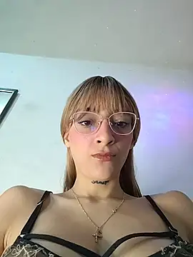 Dani pegin online show from December 2025 12:37:01 PM