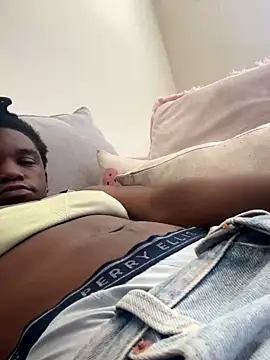 Snapshot of TransboyJay chatting on December 2024 07:06:02 PM TransboyJay online show from December 2024 07:06:02 PM