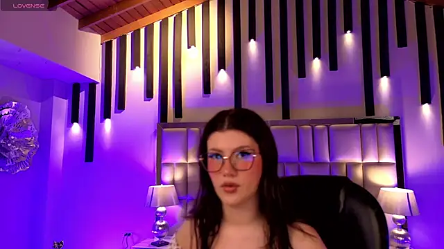 AmberFarrell online show from May 2026 05:46:01 PM