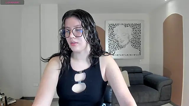 AmberFarrell online show from June 2026 08:57:02 PM