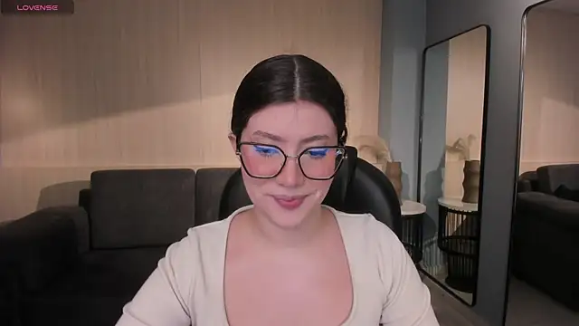 Snapshot of AmberFarrell chatting on July 2026 08:20:02 PM AmberFarrell online show from July 2026 08:20:02 PM