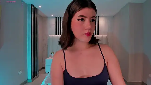 Snapshot of AmberFarrell chatting on September 2025 08:25:01 PM AmberFarrell online show from September 2025 08:25:01 PM