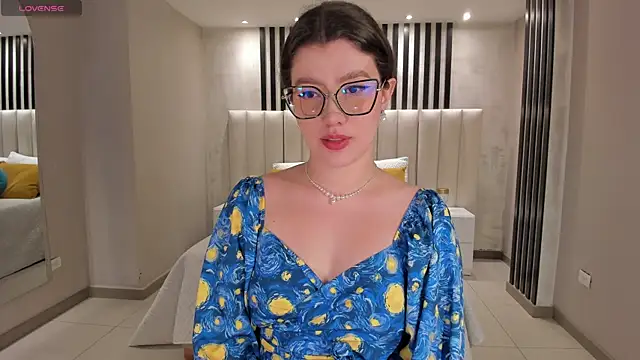 AmberFarrell online show from October 2025 11:05:01 PM