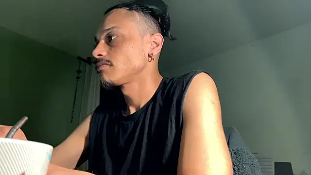 Snapshot of villanocat chatting on September 2025 02:18:01 AM villanocat online show from September 2025 02:18:01 AM