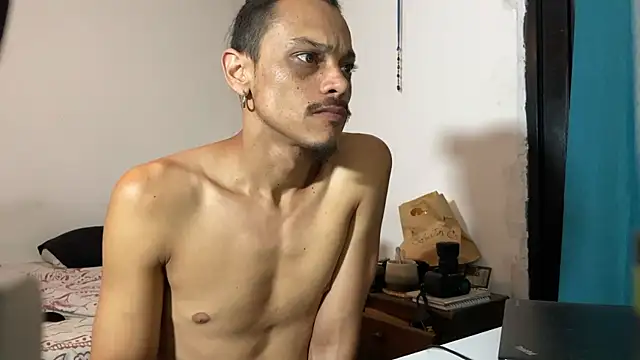 Snapshot of villanocat chatting on January 2025 03:20:01 AM villanocat online show from January 2025 03:20:01 AM