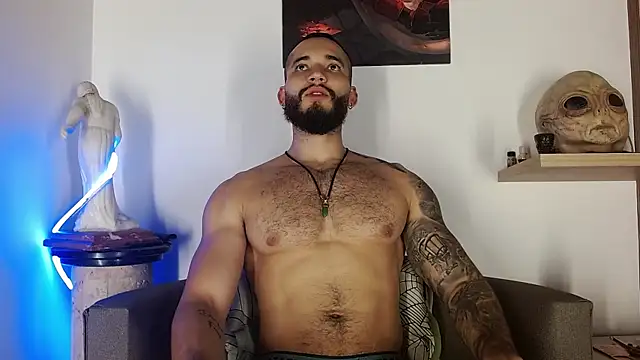 Morgann jones online show from June 2026 10:37:01 PM
