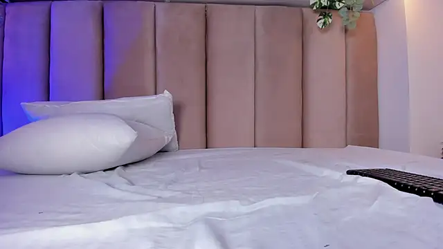 shysweets online show from March 2025 09:38:02 PM