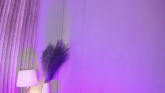 HannaPaola online show from March 2026 10:35:02 PM