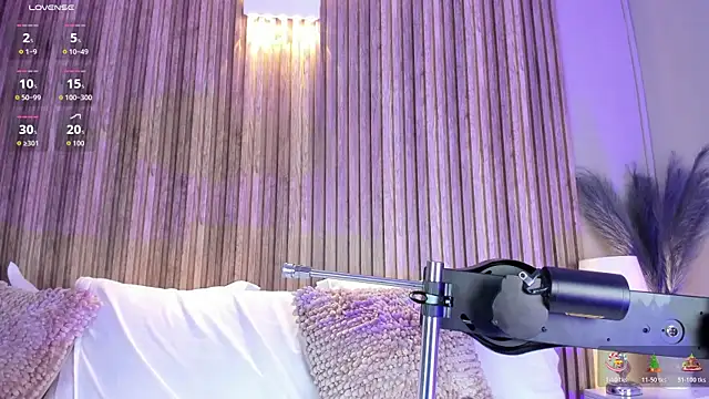 HannaPaola online show from December 2025 10:35:02 PM