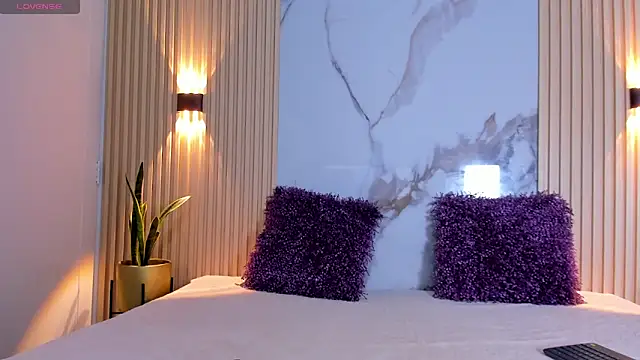valentina lux online show from March 2025 03:02:02 AM