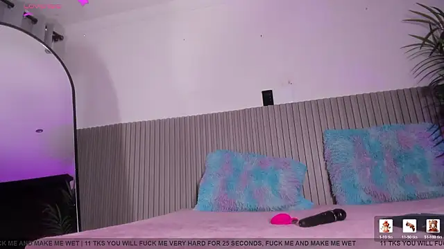 valentina lux online show from March 2026 08:54:02 PM