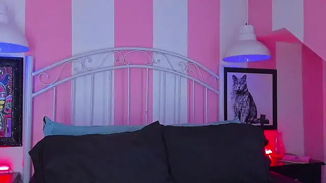 Snapshot of Liah_Grey8 chatting on September 2025 09:14:01 PM Liah Grey8 online show from September 2025 09:14:01 PM