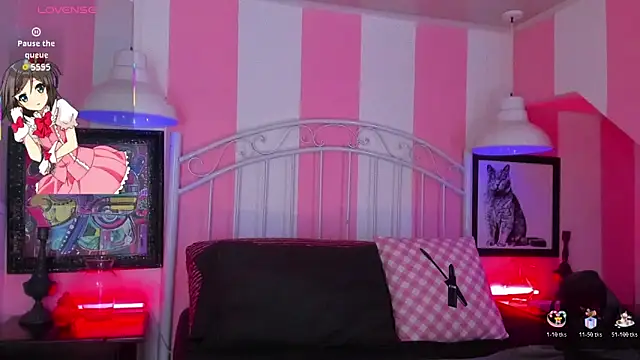 Snapshot of Liah_Grey8 chatting on December 2025 08:30:01 PM Liah Grey8 online show from December 2025 08:30:01 PM