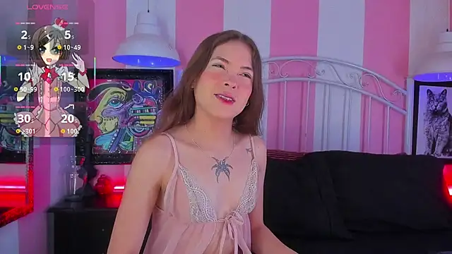 Snapshot of Liah_Grey8 chatting on November 2025 09:15:01 PM Liah Grey8 online show from November 2025 09:15:01 PM