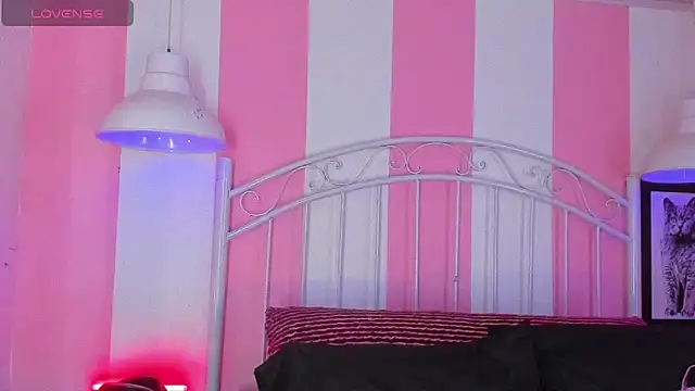 Snapshot of Liah_Grey8 chatting on November 2025 08:56:01 PM Liah Grey8 online show from November 2025 08:56:01 PM