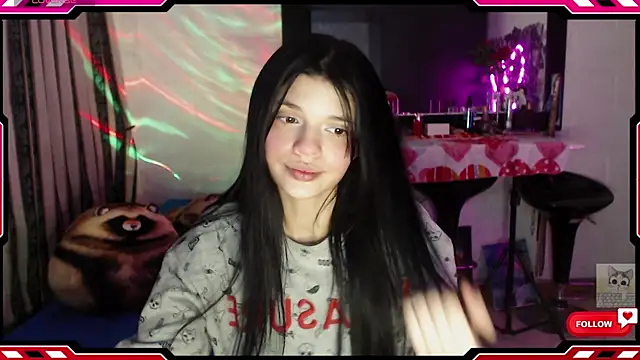 Snapshot of Sarahgin chatting on September 2025 09:22:02 AM Sarahgin online show from September 2025 09:22:02 AM