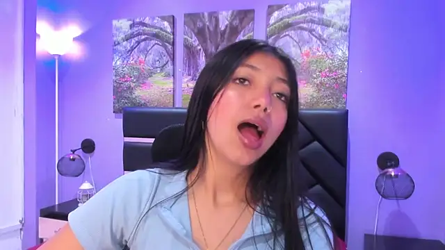 KimberlyVillaLobos online show from November 2025 11:32:01 AM