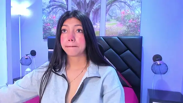 KimberlyVillaLobos online show from November 2025 11:32:01 AM