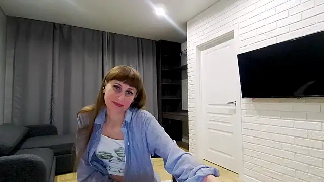 Daniella Lorente online show from May 2026 09:38:01 PM
