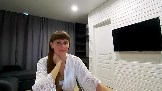 Daniella Lorente online show from August 2026 01:09:01 PM