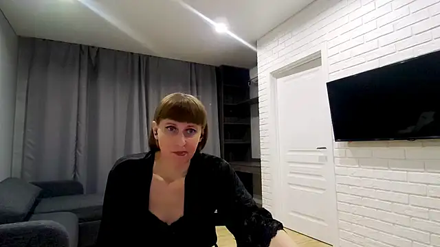 Daniella Lorente online show from May 2026 08:23:02 PM