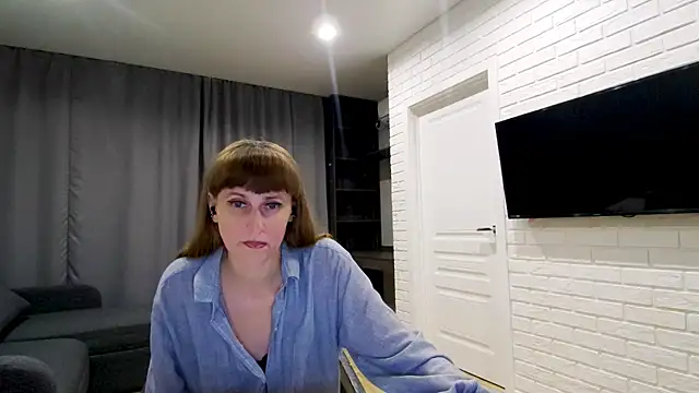 Daniella Lorente online show from May 2026 10:39:02 PM