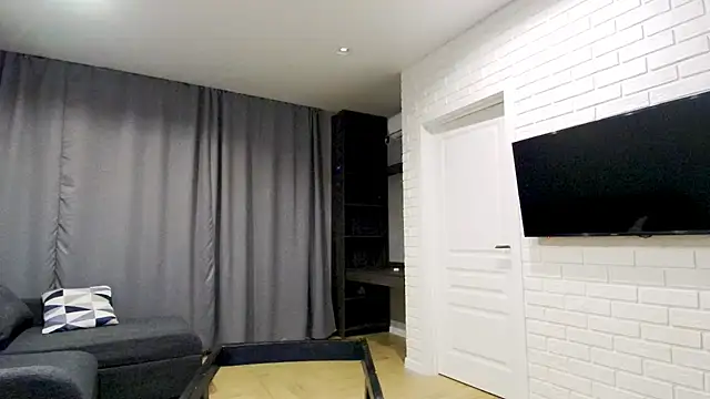 Daniella Lorente online show from February 2026 07:13:01 PM