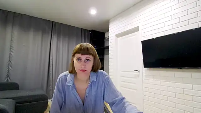 Snapshot of Daniella_Lorente chatting on November 2025 08:57:02 PM Daniella Lorente online show from November 2025 08:57:02 PM