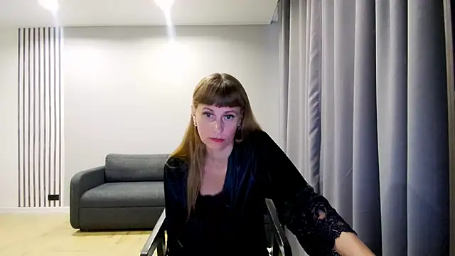 Snapshot of Daniella_Lorente chatting on March 2025 03:44:02 AM Daniella Lorente online show from March 2025 03:44:02 AM