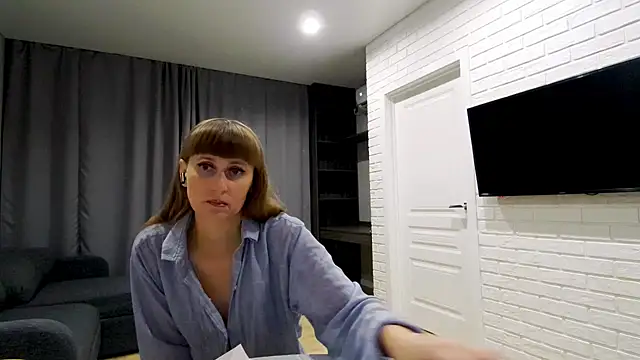 Daniella Lorente online show from June 2026 11:15:01 PM