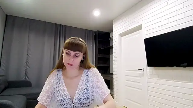 Daniella Lorente online show from March 2026 12:00:02 AM