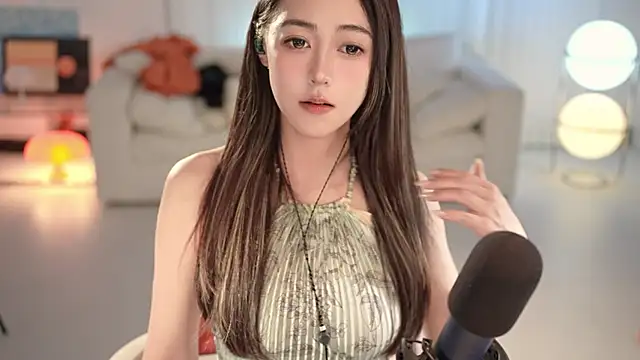 Roseonly  online show from May 2026 01:25:02 PM